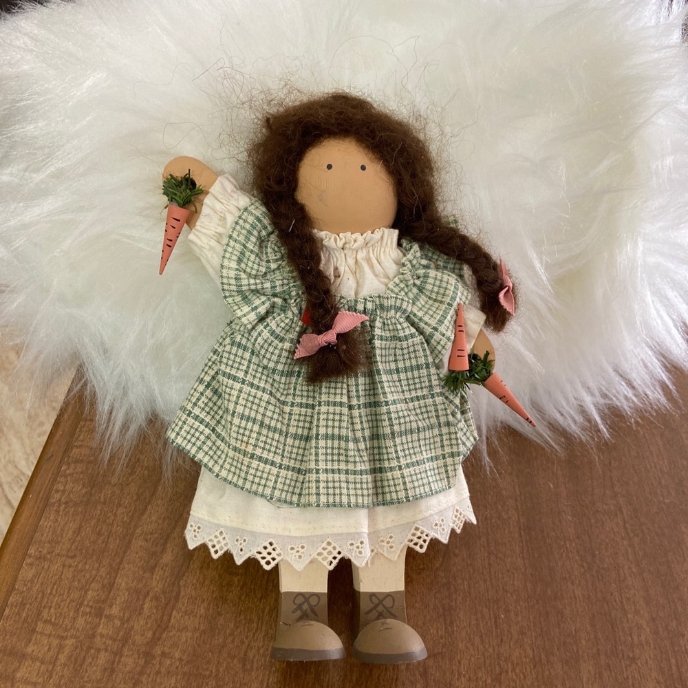 Lizzie High Girl 1992 Art Wood Doll